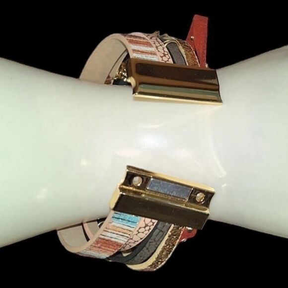 Torrid Magnetic Bracelet with Tassel - Picture 5 of 5